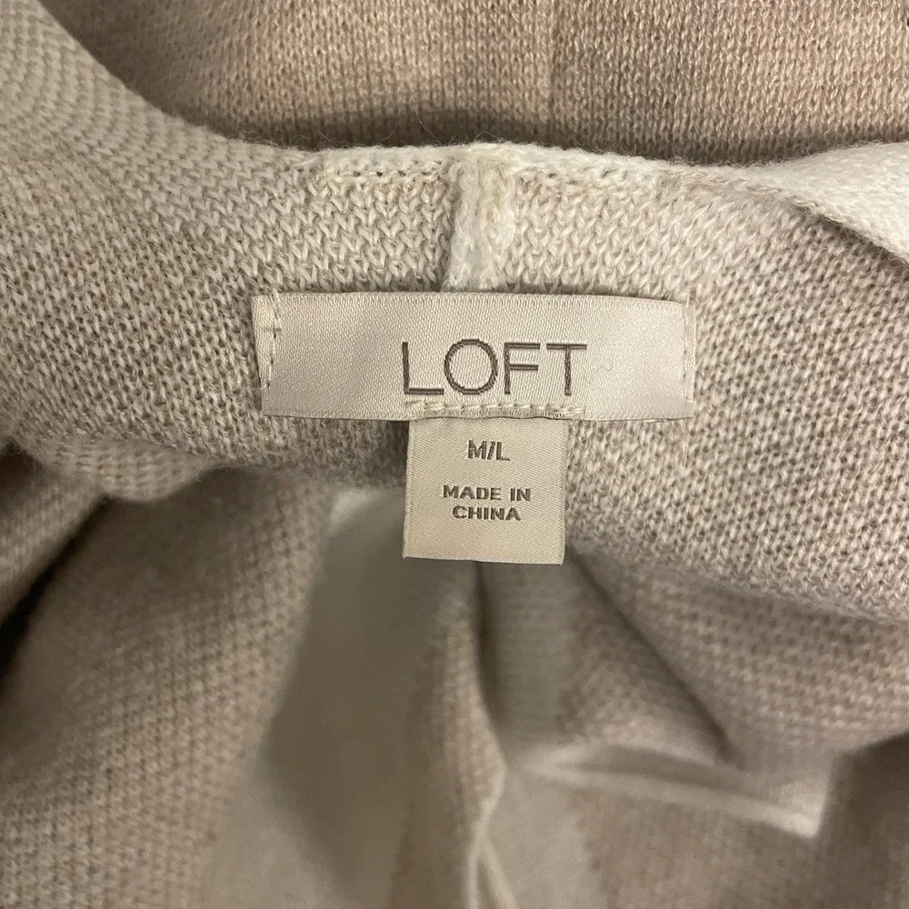 Loft Poncho Shawl‎ Wrap Sweater Beige Tan Neutral Size M/L Wool Blend Lagenlook